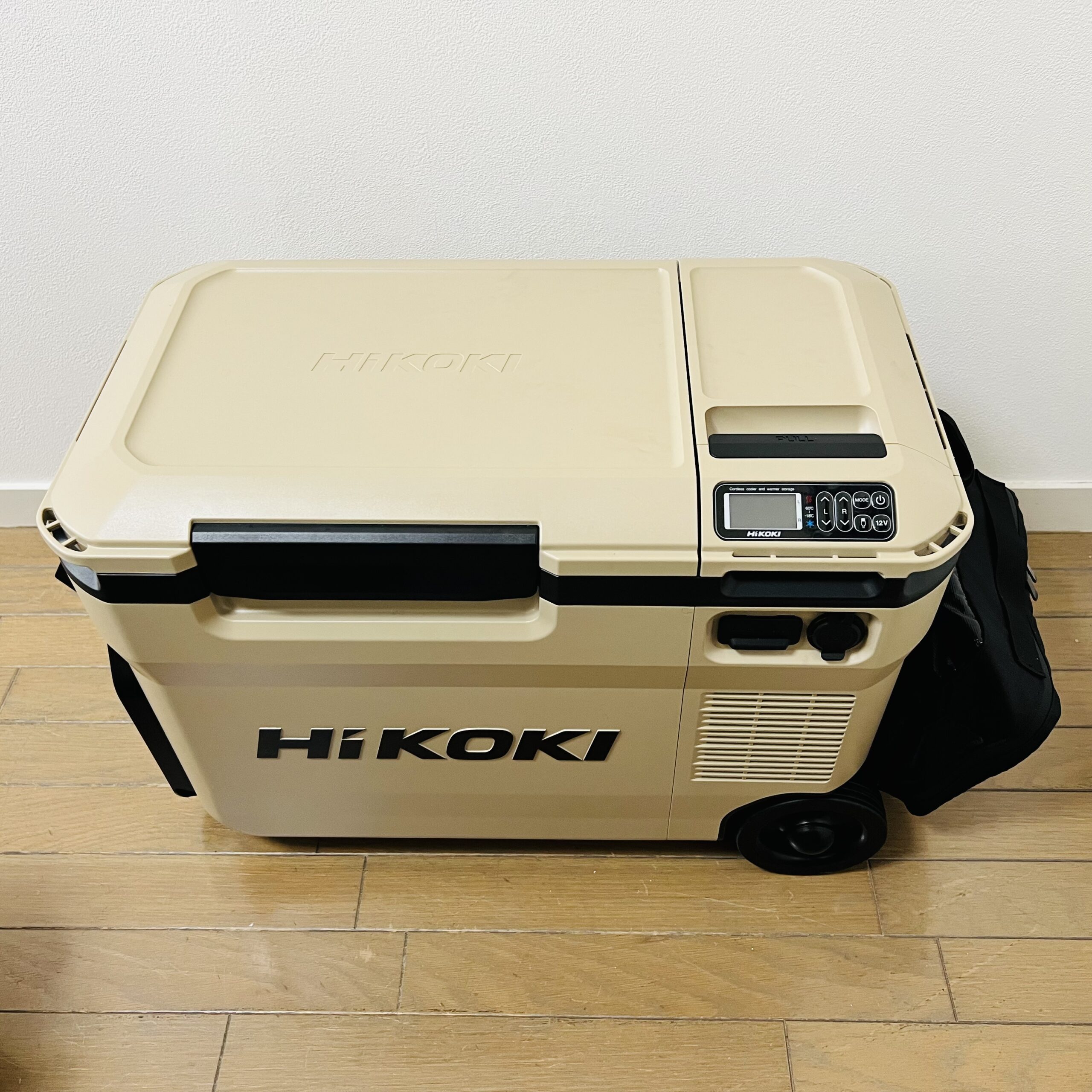 HiKOKI(ハイコーキ)コードレス冷温庫【25L】